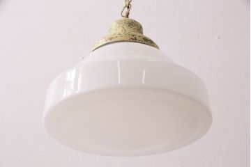 アンティーク照明　昭和レトロ　シャビーシックな風合いがお洒落な雰囲気を醸し出す大振りの天井照明(ペンダントライト、吊り下げ照明)(R-048299)