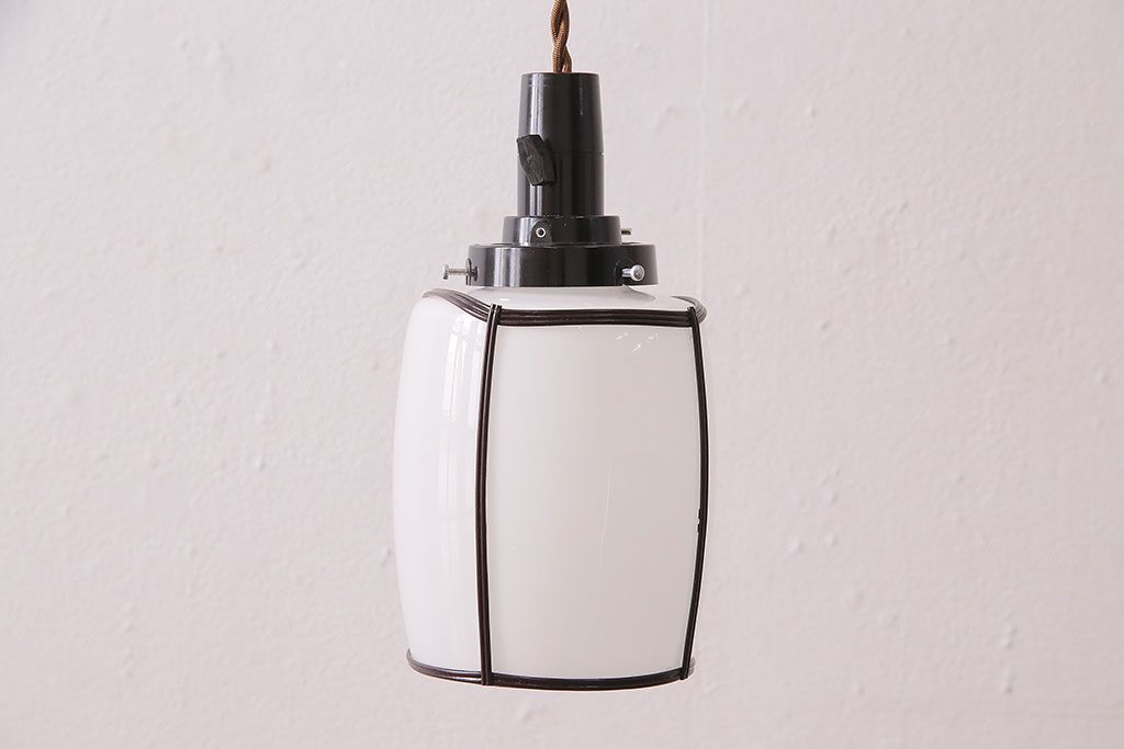 アンティーク照明　セルロイド装飾がアクセントになった和の趣溢れる天井照明(ペンダントライト、吊り下げ照明)(R-048300)