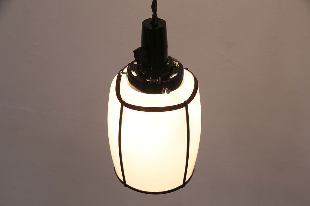 アンティーク照明　セルロイド装飾がアクセントになった和の趣溢れる天井照明(ペンダントライト、吊り下げ照明)(R-048300)