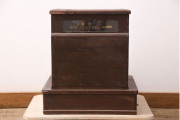 ジャンク品　昭和レトロな味わい漂う木製レジスター(ディスプレイ)(R-048303)