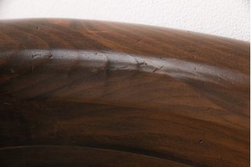 中古　ETHAN ALLEN(イーセンアーレン)　パイン材　挽き物の意匠がおしゃれ!落ち着いた色合いが魅力のチェア4脚セット(アームチェア、板座チェア)(R-048305)