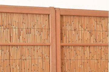 和製アンティーク　びっしりと並ぶ竹の様子が 爽涼な雰囲気を醸し出す御簾戸3枚セット(簾戸、簀戸、葭戸、夏障子、夏戸、すど、葦戸)(R-048311)
