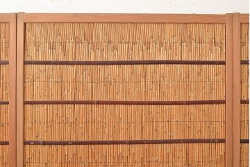 和製アンティーク　びっしりと並ぶ竹の様子が 爽涼な雰囲気を醸し出す御簾戸3枚セット(簾戸、簀戸、葭戸、夏障子、夏戸、すど、葦戸)(R-048311)