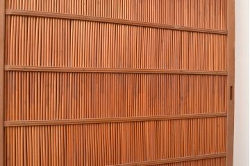 和製アンティーク　竹の透かしが和の雰囲気を高める御簾戸2枚セット(簾戸、簀戸、葭戸、夏障子、夏戸、すど、葦戸)(R-048312)
