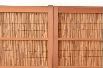 和製アンティーク　和の情緒ある透かし彫りの意匠が魅力的な御簾戸2枚セット(簾戸、簀戸、葭戸、夏障子、夏戸、すど、葦戸)(R-048314)