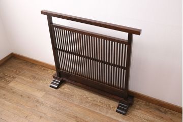 中古　松本民芸家具　洗練された和モダンな雰囲気を醸し出すC型衝立(つい立て、パーテーション)(定価約13万円)(R-048323)