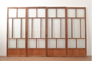 アンティーク建具　明るい空間づくりに活躍するレトロなガラス戸4枚セット(引き戸、建具)(R-048324)