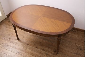 中古　DREXEL HERITAGE(ドレクセルヘリテイジ)　FRANCESCA(フランチェスカ)シリーズ　優美な佇まいのダイニングテーブル(エクステンションテーブル)(定価約65万円)(R-048326)
