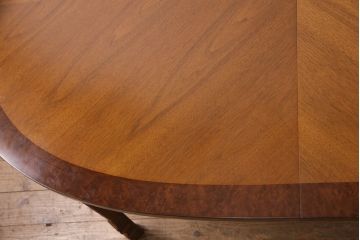 中古　DREXEL HERITAGE(ドレクセルヘリテイジ)　FRANCESCA(フランチェスカ)シリーズ　優美な佇まいのダイニングテーブル(エクステンションテーブル)(定価約65万円)(R-048326)