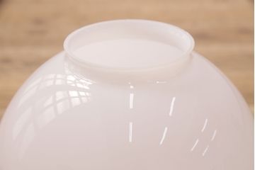 ビンテージ照明　様々なテイストに馴染みやすい球体型の天井照明(ペンダントライト、吊り下げ照明)(R-048335)