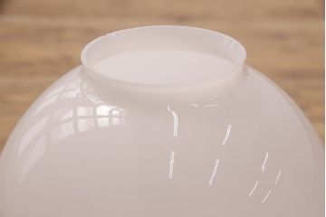 ビンテージ照明　様々なテイストに馴染みやすい球体型の天井照明(ペンダントライト、吊り下げ照明)(R-048336)