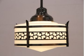 和製アンティーク　大振りサイズ　アジアンテイストにもおすすめ!金属製の飾りがお洒落な天井照明(吊り下げ照明)(R-048337)