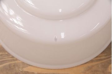 アンティーク照明　優しい雰囲気を漂わせる乳白色のミルクガラス照明(天井照明、吊り下げ照明、ペンダントライト)(R-048338)