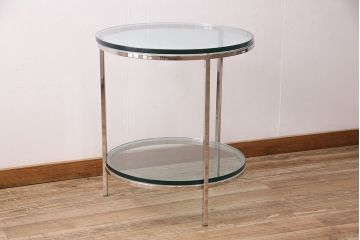 中古　天板ガラス2cm  無駄のない洗練された佇まいが魅力的なラウンドガラステーブル(丸テーブル、ディスプレイ台)(R-048342)