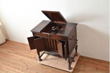 ジャンク品　ビクター　ビクトローラ　VICTROLA No.2　フロア型蓄音機(レコードプレイヤー)(R-048348)