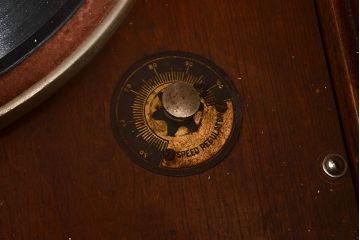 ジャンク品　ビクター　ビクトローラ　VICTROLA No.2　フロア型蓄音機(レコードプレイヤー)(R-048348)