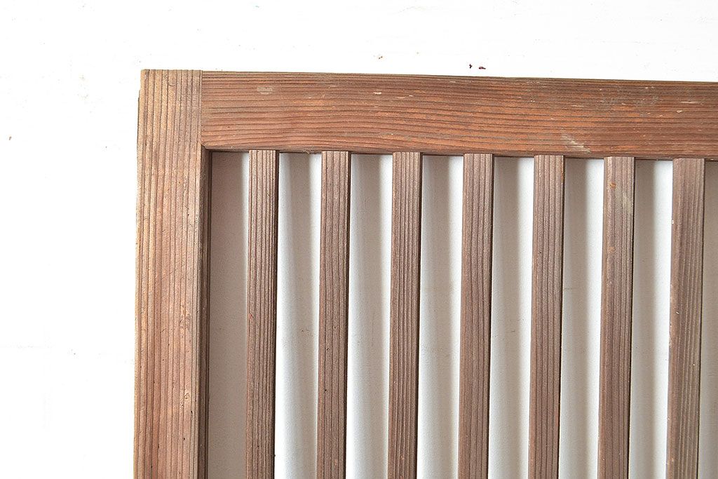 和製アンティーク　古き良き時代の味わいが趣溢れる格子戸2枚セット(玄関戸、引き戸、建具)(R-048350)