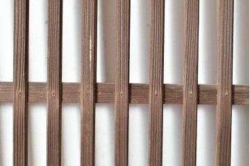 和製アンティーク　古き良き時代の味わいが趣溢れる格子戸2枚セット(玄関戸、引き戸、建具)(R-048350)