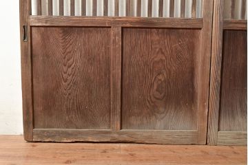 和製アンティーク　古き良き時代の味わいが趣溢れる格子戸2枚セット(玄関戸、引き戸、建具)(R-048350)