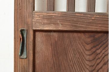 和製アンティーク　古き良き時代の味わいが趣溢れる格子戸2枚セット(玄関戸、引き戸、建具)(R-048350)