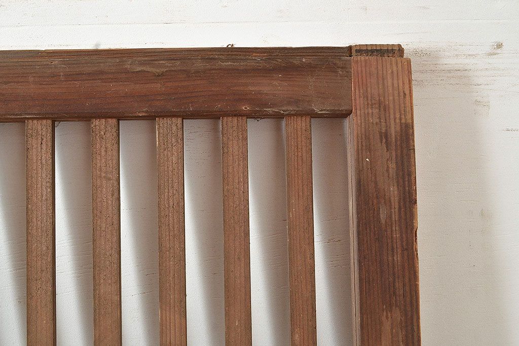 和製アンティーク　古き良き時代の味わいが趣溢れる格子戸2枚セット(玄関戸、引き戸、建具)(R-048350)