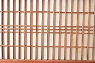 アンティーク建具　くっきりとした木目が迫力ある障子帯戸2枚セット(障子戸、格子戸、板戸、引き戸、建具)(R-048353)