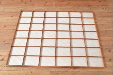 アンティーク建具　腰板ケヤキ材　枠・腰板漆塗り　和の情緒溢れる障子戸2枚セット(引き戸、建具)(R-048356)
