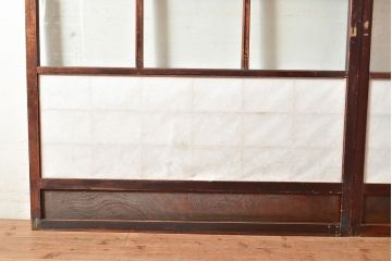 アンティーク建具　腰板ケヤキ材　枠漆塗り　落ち着きのある和空間におすすめな障子戸2枚セット(引き戸、建具)(R-048357)