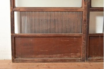 アンティーク建具　昭和初期　落ち着いた和の雰囲気を演出する格子戸2枚セット　(R-048358)