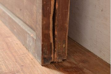 アンティーク建具　昭和初期　落ち着いた和の雰囲気を演出する格子戸2枚セット　(R-048358)