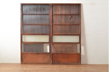 アンティーク建具　昭和初期　落ち着いた和の雰囲気を演出する格子戸2枚セット　(R-048358)