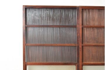 アンティーク建具　昭和初期　落ち着いた和の雰囲気を演出する格子戸2枚セット　(R-048358)