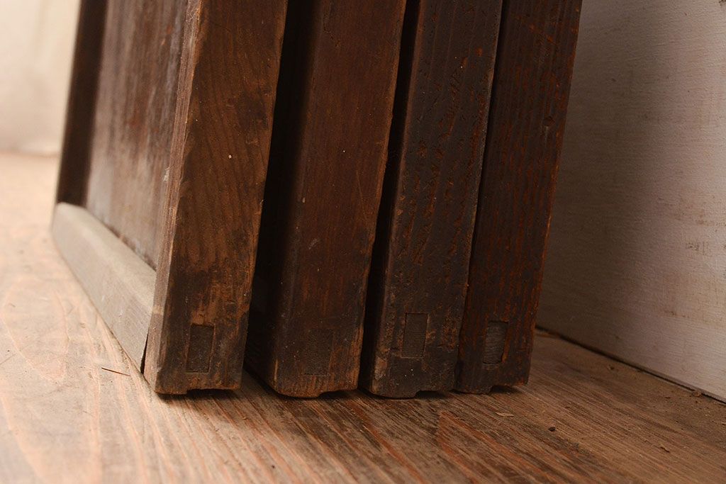 和製アンティーク　昭和初期　レトロな雰囲気がどこか懐かしい幅狭ガラス戸4枚セット　(R-048362)