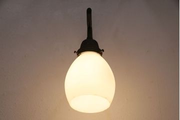 アンティーク照明　昭和初期　ぽてっとしたフォルムと透かしの意匠がお洒落なウォールランプ(壁掛け照明、壁付け照明)(R-048366)