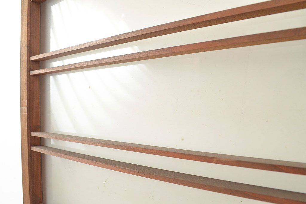 ヴィンテージ建具　昭和中期　窓ガラス付きのレトロな木製扉1枚　(R-048372)