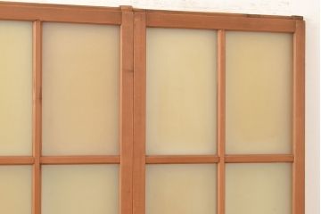 ヴィンテージ建具　昭和中期　幅の狭いつくりが珍しいすりガラス戸4枚セット　(R-048380)