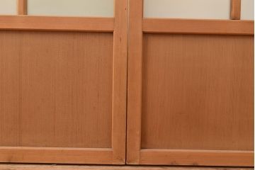 ヴィンテージ建具　昭和中期　幅の狭いつくりが珍しいすりガラス戸4枚セット　(R-048380)