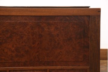 和製アンティーク　民芸家具　カリン材の鳥眼杢を贅沢に使用した、一級品の長火鉢(花梨材)(R-048382)