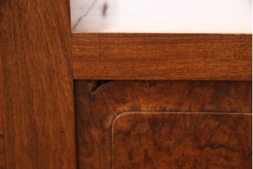 和製アンティーク　民芸家具　カリン材の鳥眼杢を贅沢に使用した、一級品の長火鉢(花梨材)(R-048382)