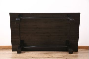 中古　輪島塗　加賀蒔絵　井波唯志作　上品な佇まいが魅力的なガラス天板付きの金蒔絵座卓(ローテーブル)(定価約350万円)(R-048385)