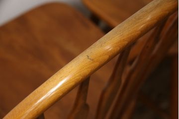 ヴィンテージ　柏木工(KASHIWA)　背もたれがお洒落なナラ材製のダイニングチェア4脚セット(イス、ウィンザーチェア、ビンテージ、ウインザーチェア)(R-048393)