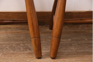 和製ヴィンテージ　柏木工(KASHIWA)　背もたれがお洒落なナラ材製のダイニングチェア2脚セット(イス、ウィンザーチェア、ビンテージ、ウインザーチェア)(R-048394)
