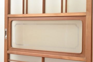 ヴィンテージ建具　昭和中期　珍しい桟のデザインが目を引くガラス戸4枚セット　(R-048398)