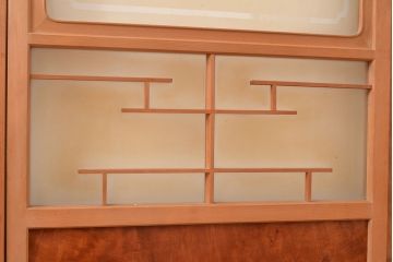 ヴィンテージ建具　昭和中期　珍しい桟のデザインが目を引くガラス戸4枚セット　(R-048398)