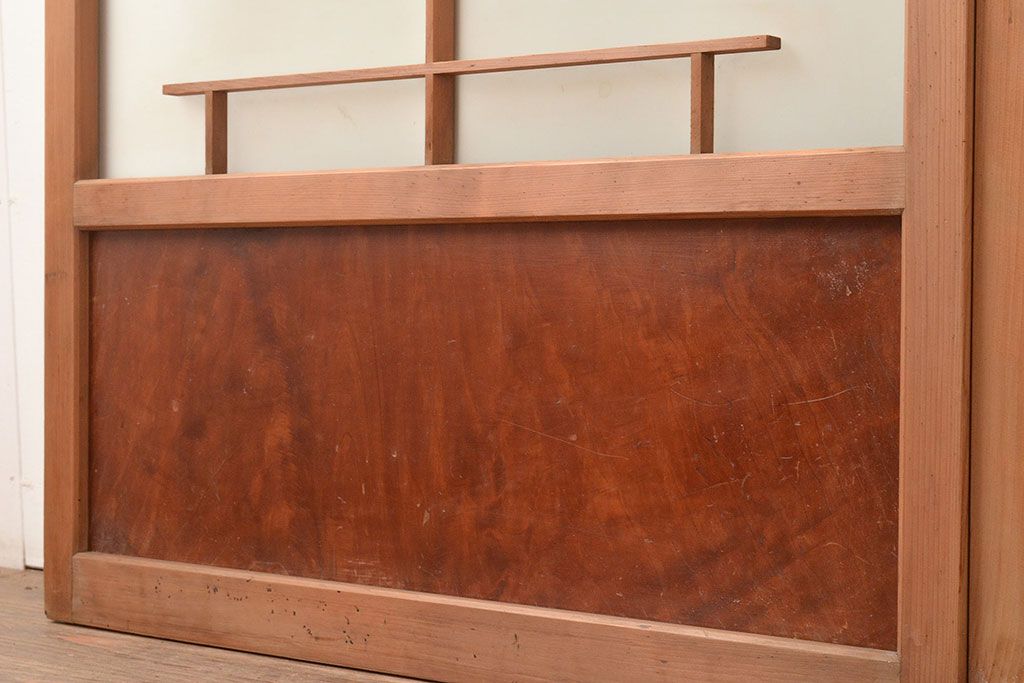ヴィンテージ建具　昭和中期　珍しい桟のデザインが目を引くガラス戸4枚セット　(R-048398)