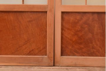 ヴィンテージ建具　昭和中期　珍しい桟のデザインが目を引くガラス戸4枚セット　(R-048398)