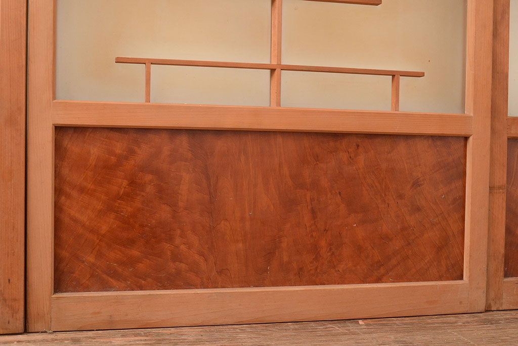 ヴィンテージ建具　昭和中期　珍しい桟のデザインが目を引くガラス戸4枚セット　(R-048398)