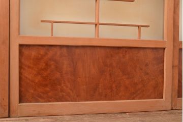 ヴィンテージ建具　昭和中期　珍しい桟のデザインが目を引くガラス戸4枚セット　(R-048398)