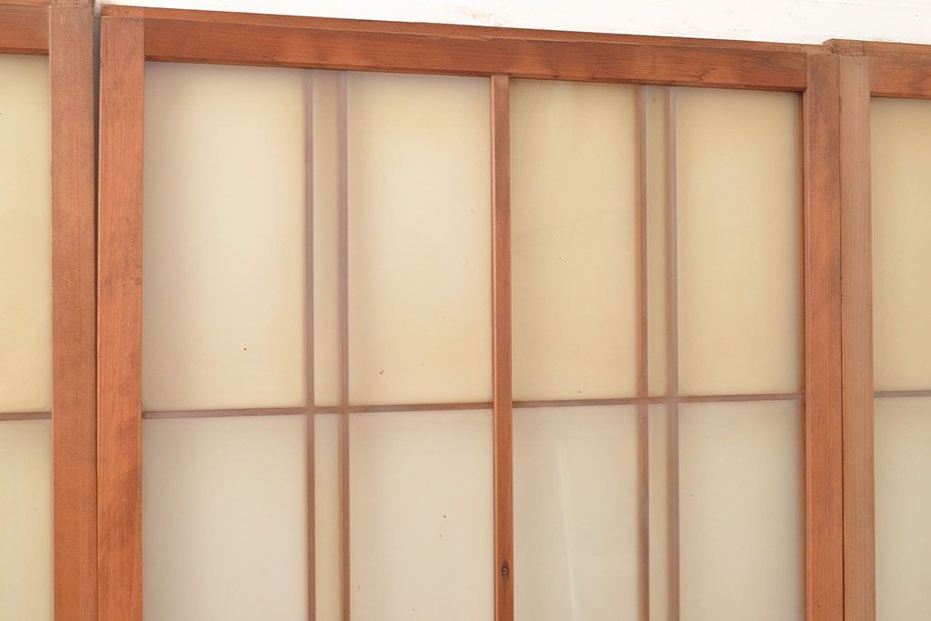 ヴィンテージ建具　昭和中期　珍しい桟のデザインが目を引くガラス戸4枚セット　(R-048398)