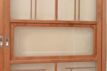 ヴィンテージ建具　昭和中期　珍しい桟のデザインが目を引くガラス戸4枚セット　(R-048398)